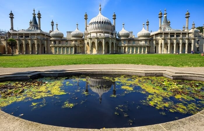 Royal Pavilion & Brighton Pier Walking Tour